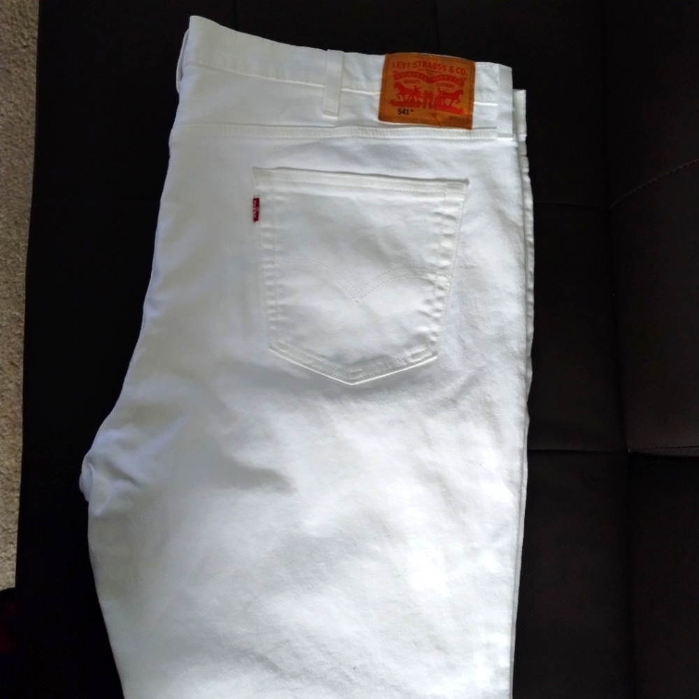 Mens White Levi Jeans